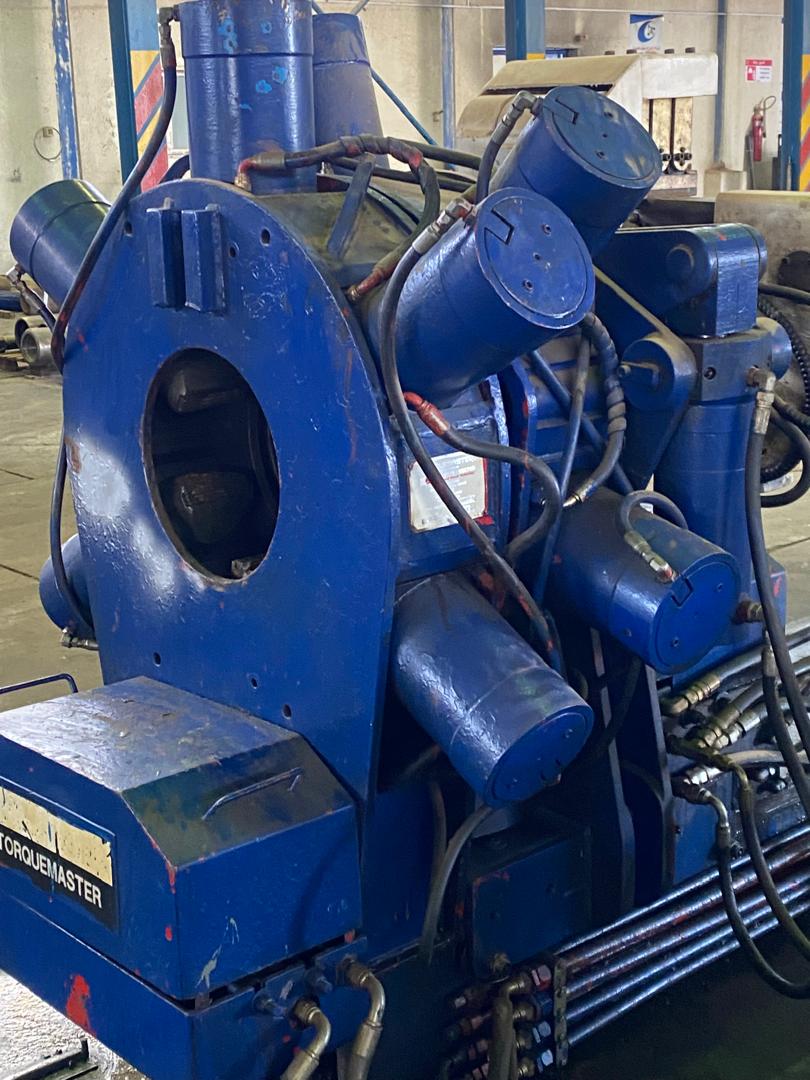 Oil field equipment transportation - نقل معدات حقول النفط